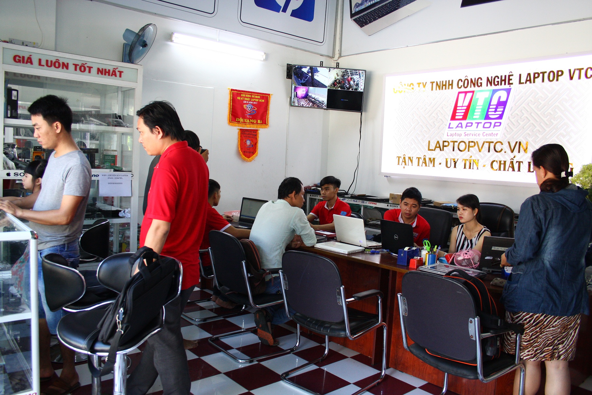 PHÒNG TIẾP NHẬN TẠI CENTER BÌNH DƯƠNG